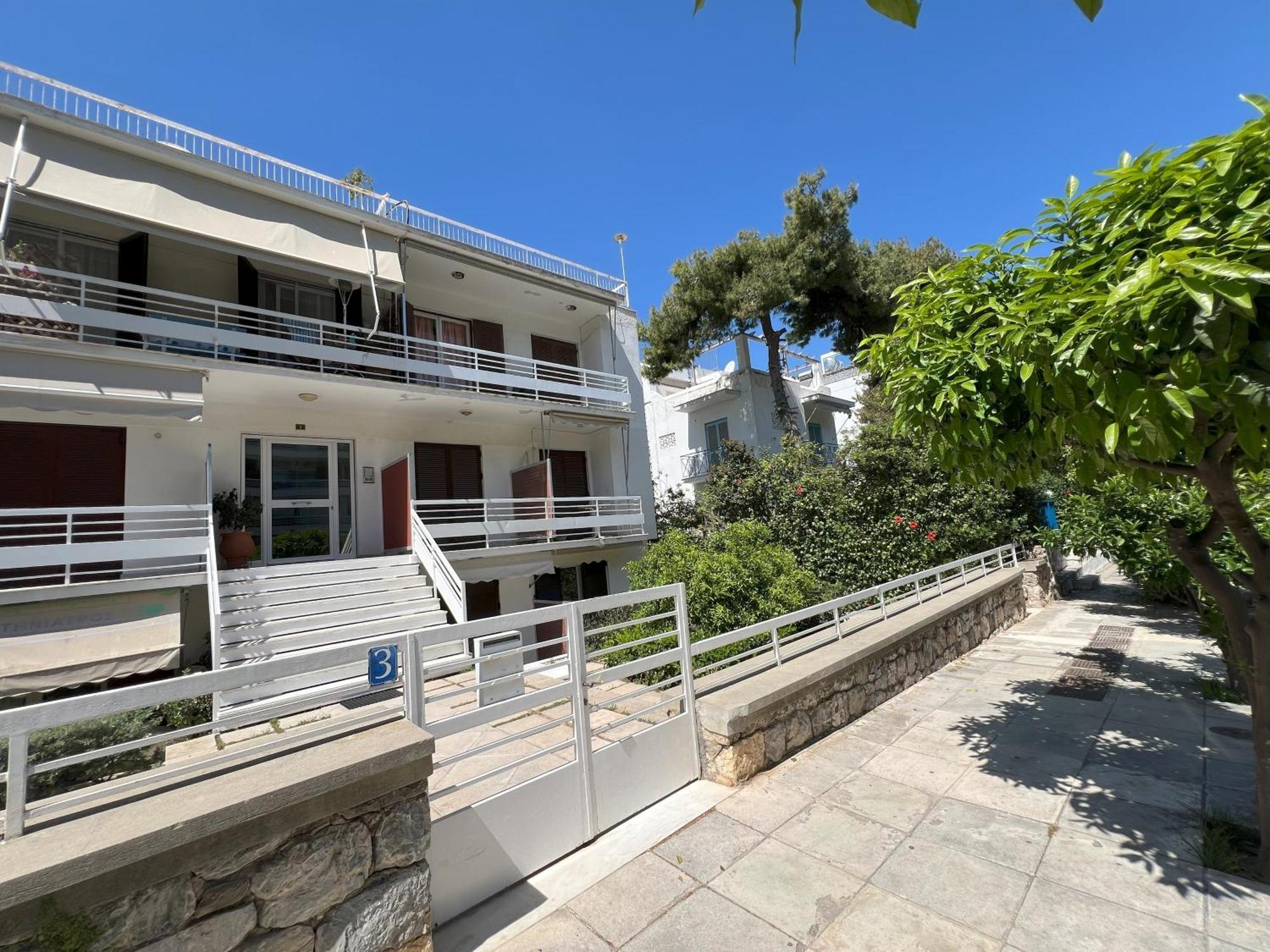 Emerald Lake Residence Athens Exterior photo